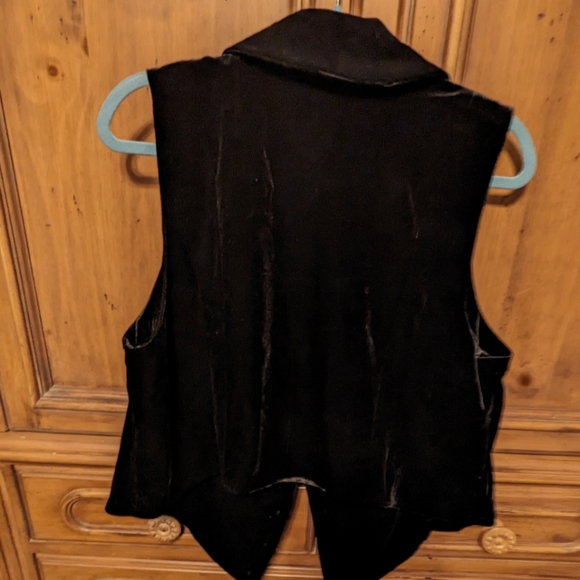 Torrid Velvet Vest w/ Stretch Sz 2 - Picture 2 of 7